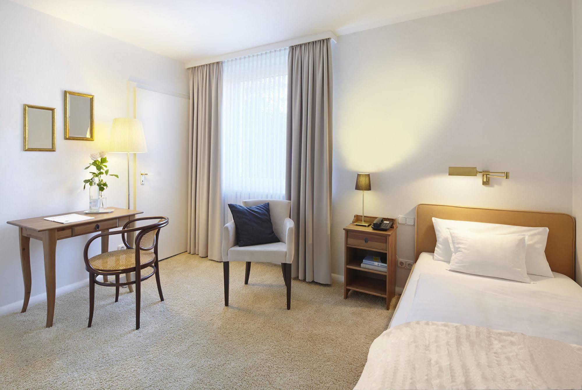 טימנדורפר שטרנד Hotel Ancora מראה חיצוני תמונה