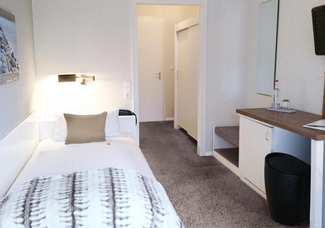 טימנדורפר שטרנד Hotel Ancora מראה חיצוני תמונה